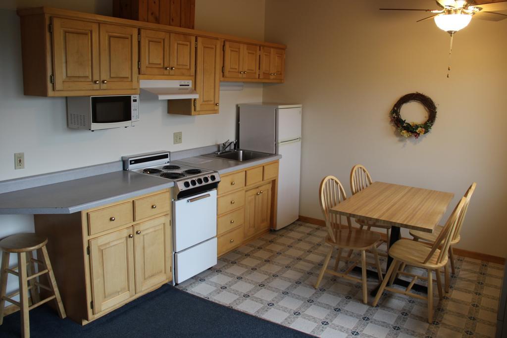 Superior Ridge Resort Motel Schroeder Exteriér fotografie