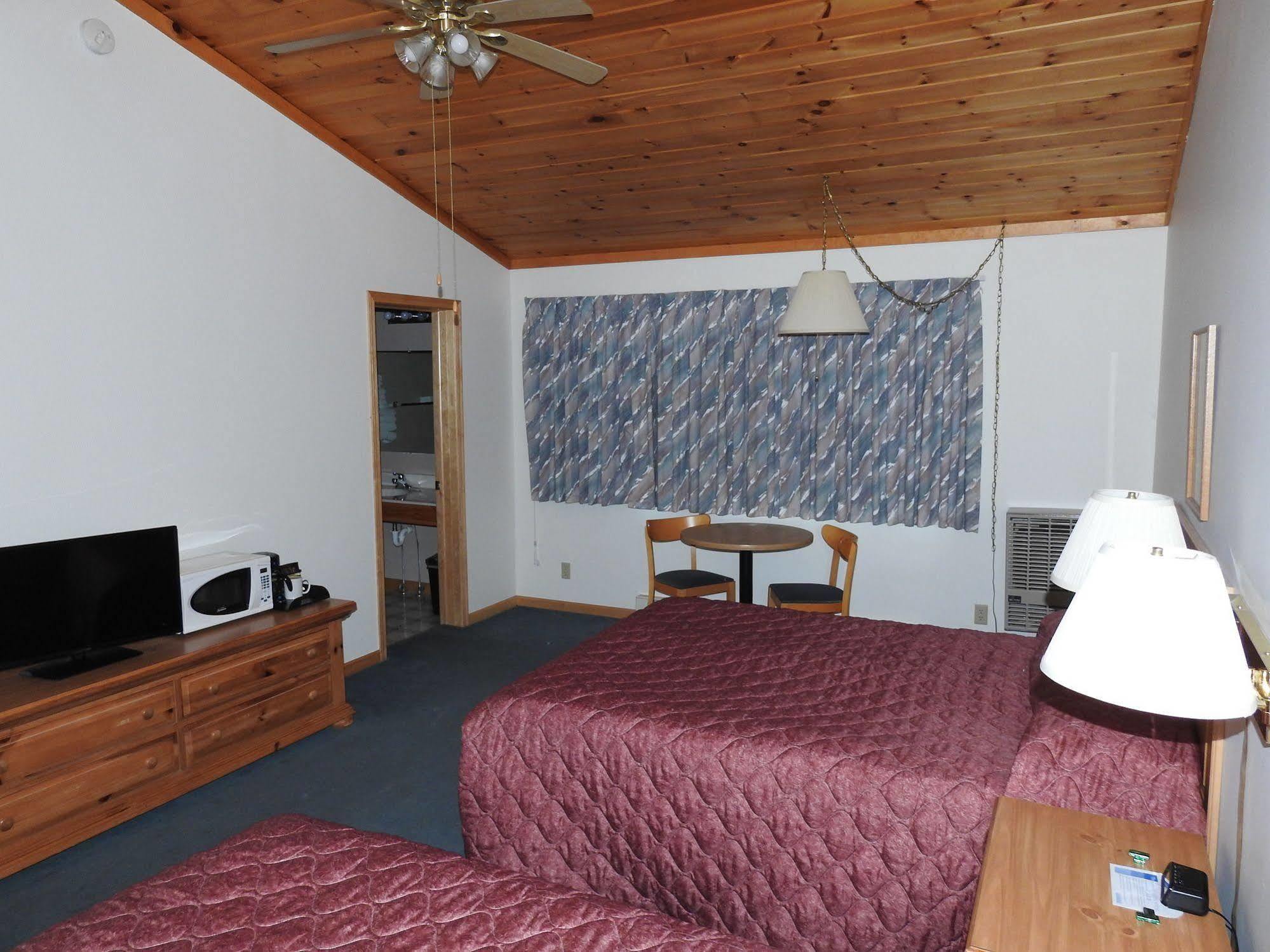 Superior Ridge Resort Motel Schroeder Exteriér fotografie